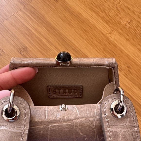 Staud Elegant Crocodile-Embossed Tan Handbag - Picture 2 of 3